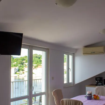 Apartament Divna And *