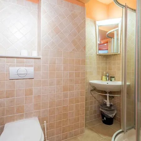 Divna And Račišće