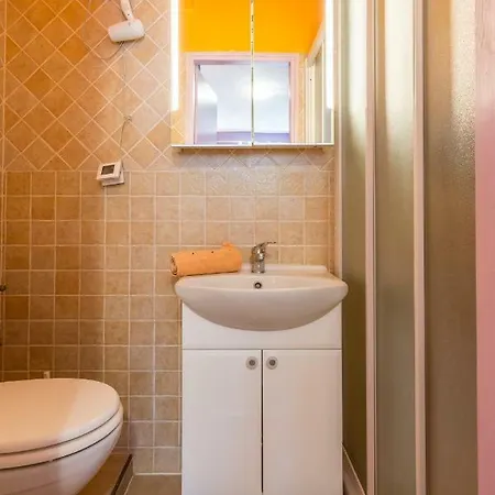 Divna And Apartament Račišće